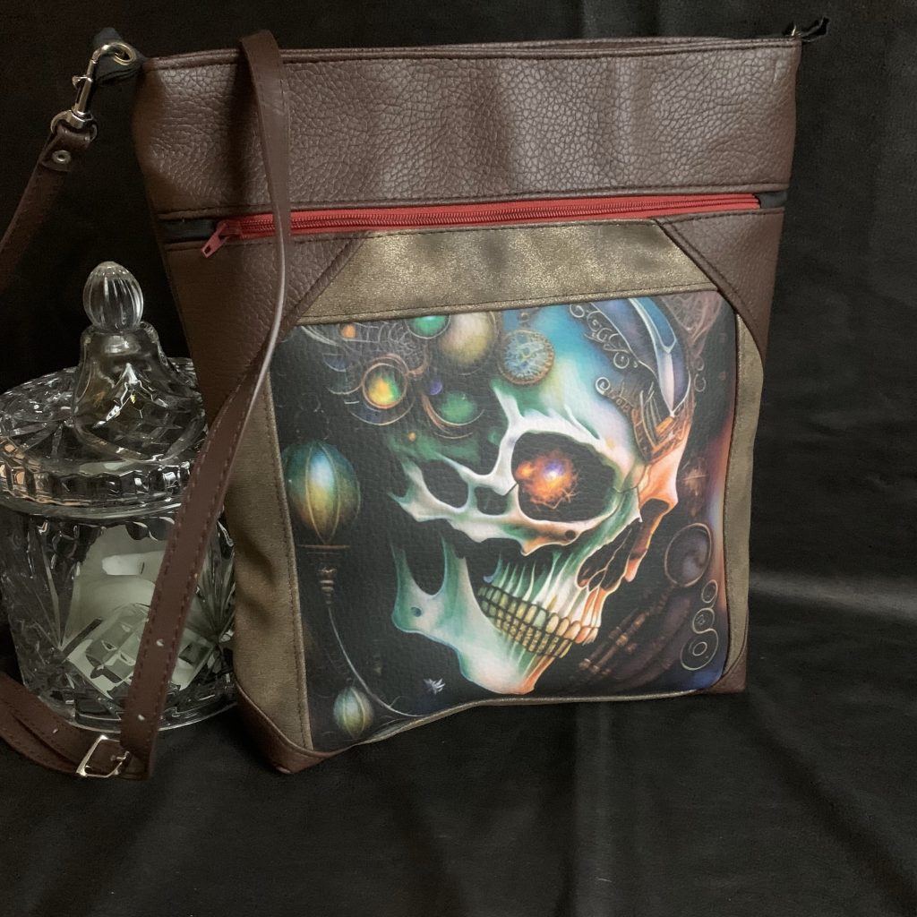 Brutal et tendance ! Sac tête de mort.